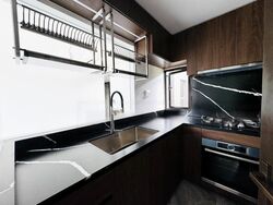 The Commodore (D27), Condominium #460076511